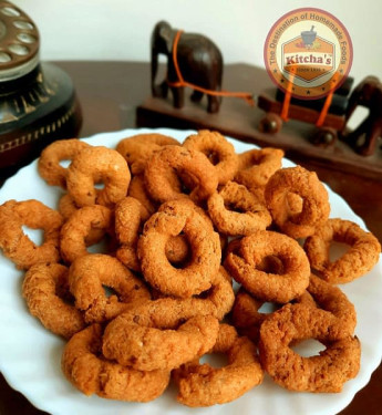 Andhra Ring Murukku (200Gm)