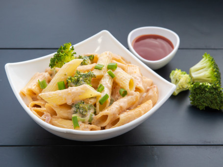 Creamy Sauce Veg Pasta Penne