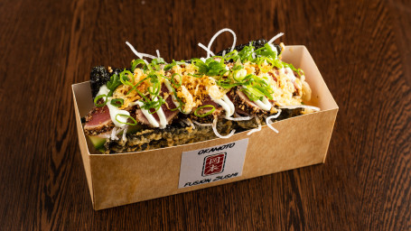 Black Pepper Tuna Tataki Taco