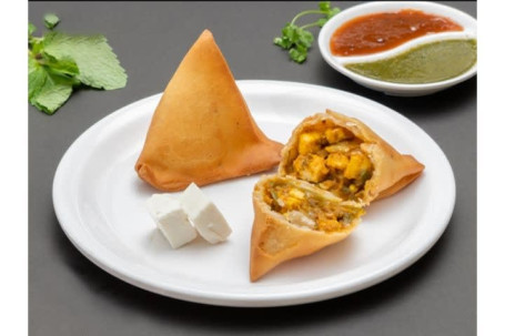 Muttar Paneer Samose