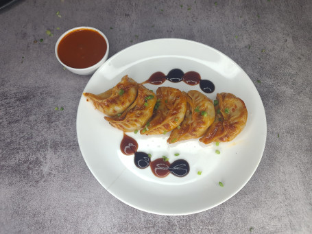 Pan Fried Chicken Schezwan Sauce Momos