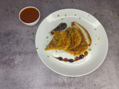 Pan Fried Chicken Hot Garlic Sauce Momos