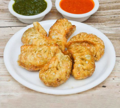 Veg Deep Fried Momos (8 Pieces)