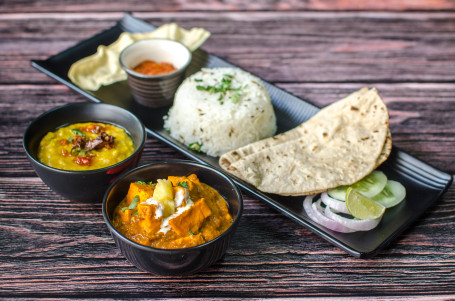 Veg Thali(Paneer, Dal, Dry Veg, Rice, 2 Tandoori Roti, Salad)