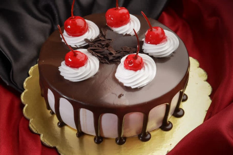 Egg Black Forest Cake 1 Kg