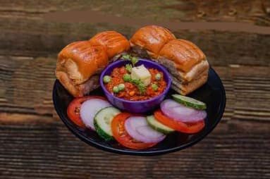 Mumbai Masala Pav Bhaji 4 Pcs Onion Lemon