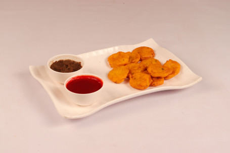 Aloo Pakoda 10 Pcs Hari Chutney Meethi Chutney