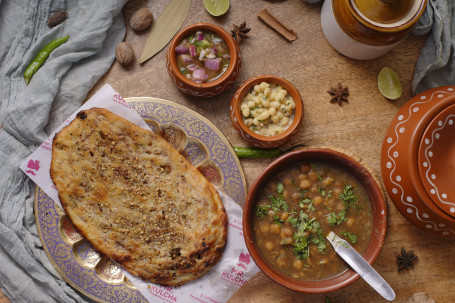 Amritsari Mix Kulcha-Maida