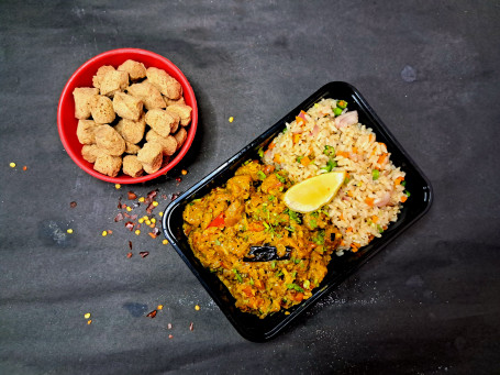 Madrashi Soya Chunks With Brown Fried Rice