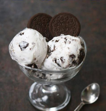 Vanila Oreo Biscuit Ice Cream