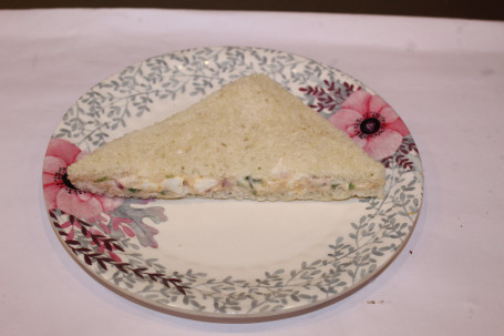 Mayo Coleslaw Sandwich