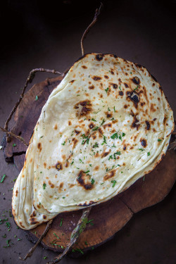 Naan [Plain] [1 Pc]