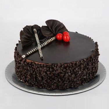 Eggless Premium Choco Chips Cake