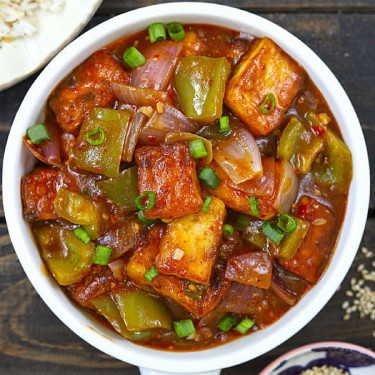 Paneer Chilli Gravy Fried Rice Box Or Noodles