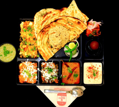 Super Deluxe Veg Thali