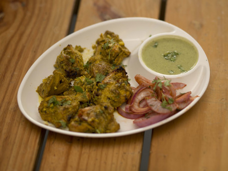 Murgh Garlic Tikka 8Pc