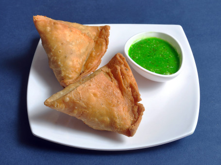 Samosa 1Plate Dahi Or Green Chutney