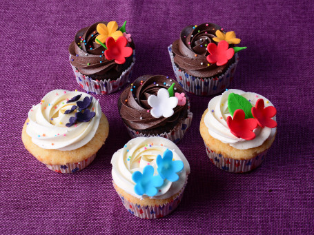 Assorted Flavours (Set Of 6)