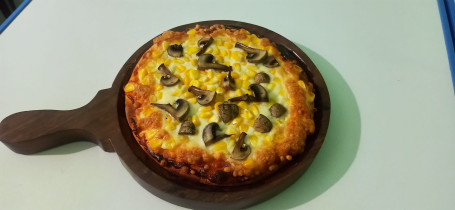 Mushroom And Corn Pizza(8 Inches)