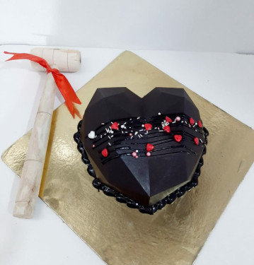 Pinata Hammer Cake Heart Shape