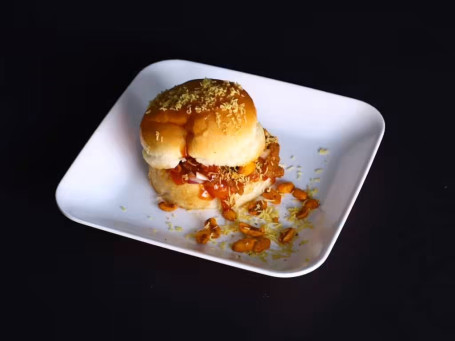 Dabeli Sev Onion Butter