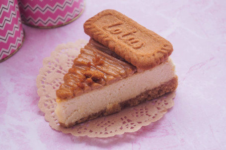 Eggless Lotus Biscoff Cheesecake Slice