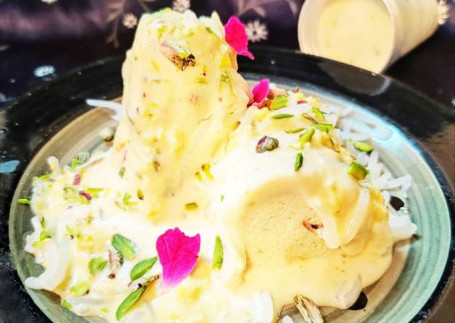 Special Rabdi Faluda Kulfi