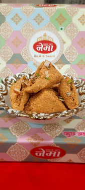 Gud Dryfruit Samosa 250 Gms