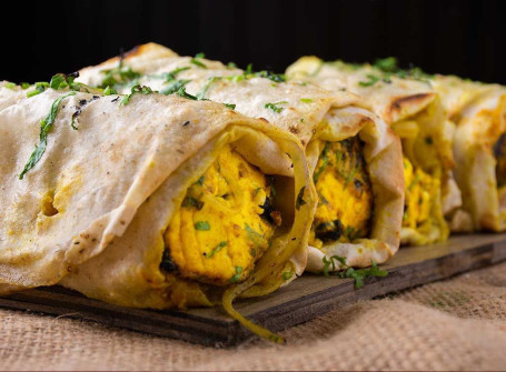 Paneer Tikka Roll (1Pcs)