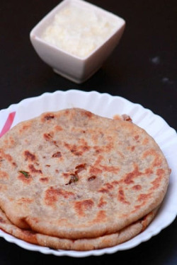 2 Stuffed Paratha With Curd