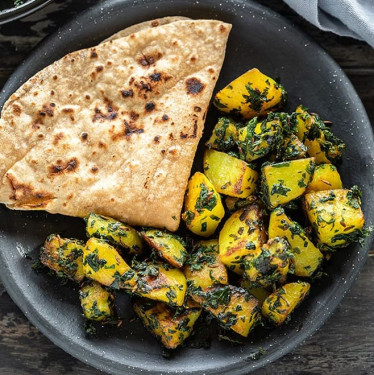 Aaloo Gobhi Half With 5 Tawa Butter Roti