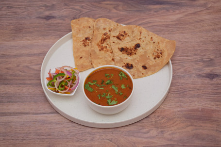 Rajma 3 Paratha Salad