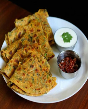 Methi Ka Thepla [3 Pieces] With Subzi