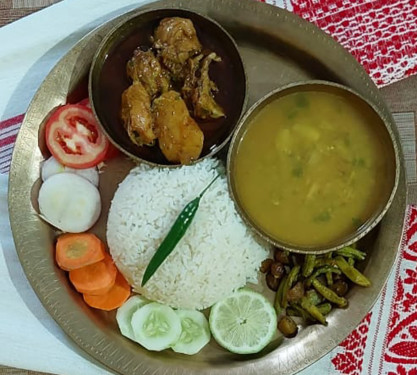 Local Ch Thali