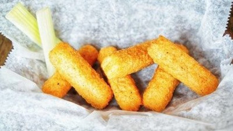 6 Fried Cheesesticks