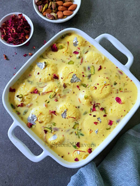 Rasmalai Sweets (1 Pc)