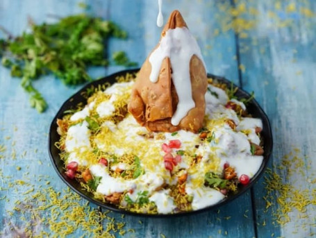 Dahi Samosa Chaat [1 Plate]