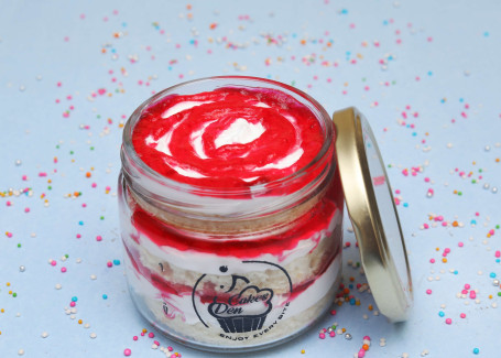 Stawberry Jar Cake