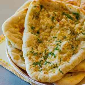 Knoblauch Naan