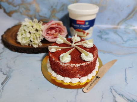 Red Velvet Frost Cake