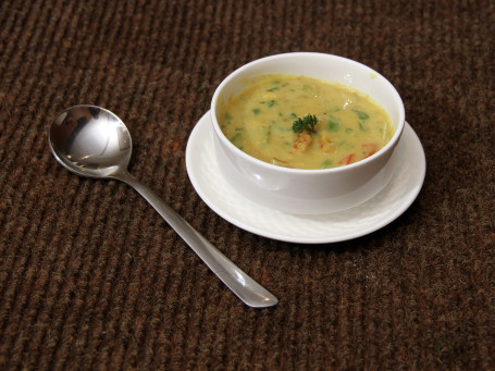 Veg Burmese Soup (180 Ml) (Medium Spicy)