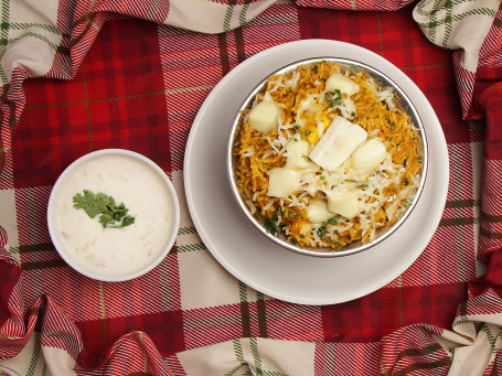 Paneer Cheese Biryani (Served With Onion Salad)