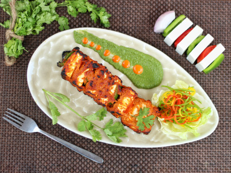 Spice Villa's Signature Tandoori Paneer Tikka Gabbar Isstyle (House Favourite)