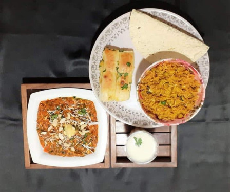 Pav Bhaji With Pulao, Papad Buttermilk