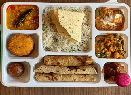 Executive Punjabi Thali (One)