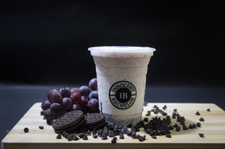 Oreo Black Currant Thick Shake