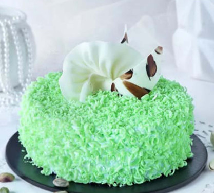 Simple Kiwi Cake Eggless)