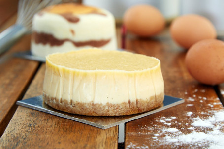 Whole Vanilla Cheesecake