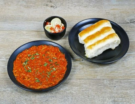 Kolhapuri Egg Keema (Red)[2 Egg]