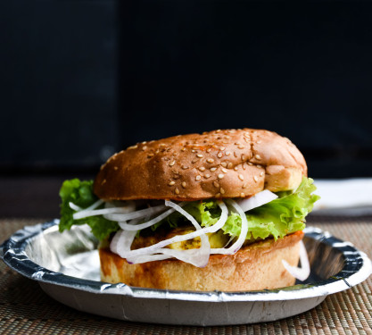 Shanghai Twist Paneer Burger